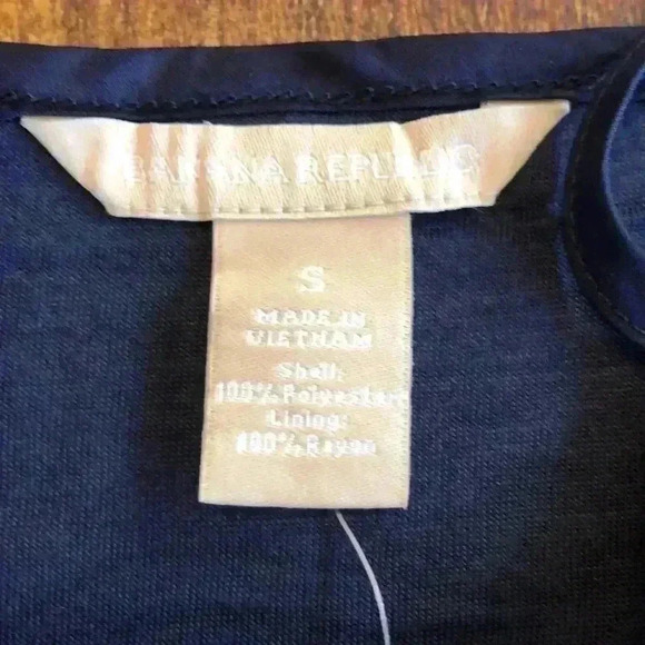 Banana Republic | Gold & Navy Sequins Tank/Cami NWT - Picture 2 of 4